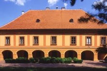 TUROPOLJE MUSEUM