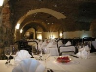 RESTAURANT OLD CLOCK