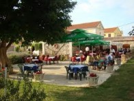 OLD TAVERN KUZINA, NIN