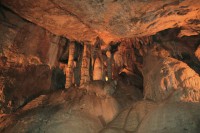 CAVE LOKVARKA