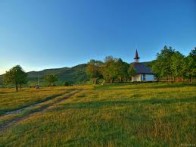 SHRINE OF MAJKA BOŽJA SNJEŽNA IN LIČ FIELD 