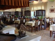RESTAURANT BITORAJ, FUŽINE